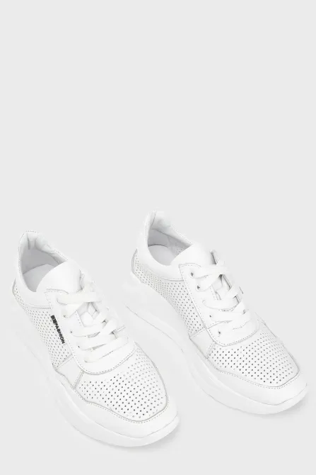 Кросівки 201 білий - Купуй стильне взуття в інтернет магазині Charivno 