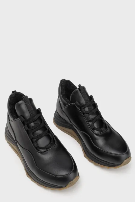 Кросівки 222 чорний - Купуй стильне взуття в інтернет магазині Charivno 